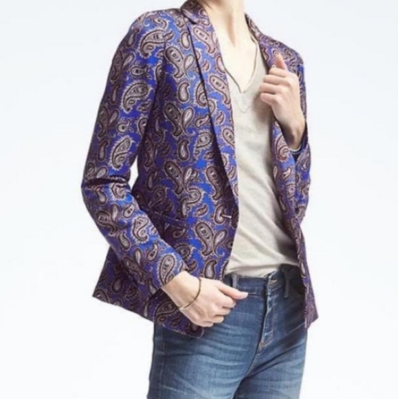 Banana Republic Jackets & Blazers - *PRICE DROP TODAY ONLY* Banana Republic Blazer